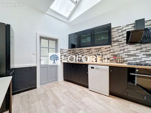 Maison 3 pièces 92 m²