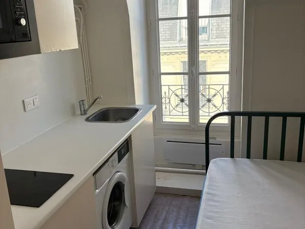 Studio tout équipé Paris Ternes