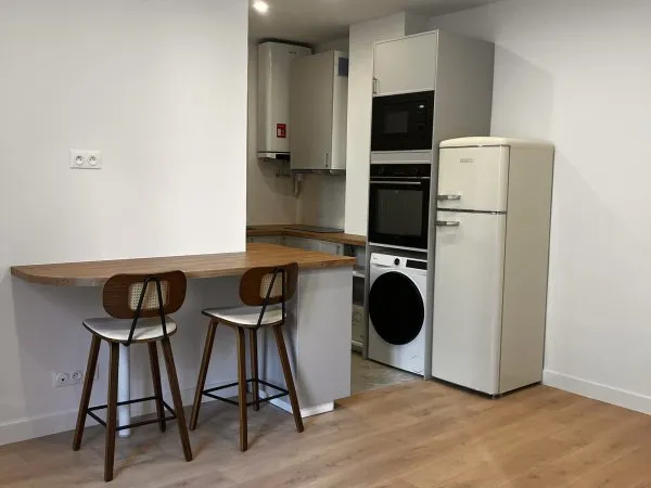 Loue appartement 2 pièces Paris 10e