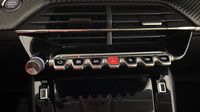 Peugeot 208 1.2 PureTech 100ch S&S Allure 118g — photo 26