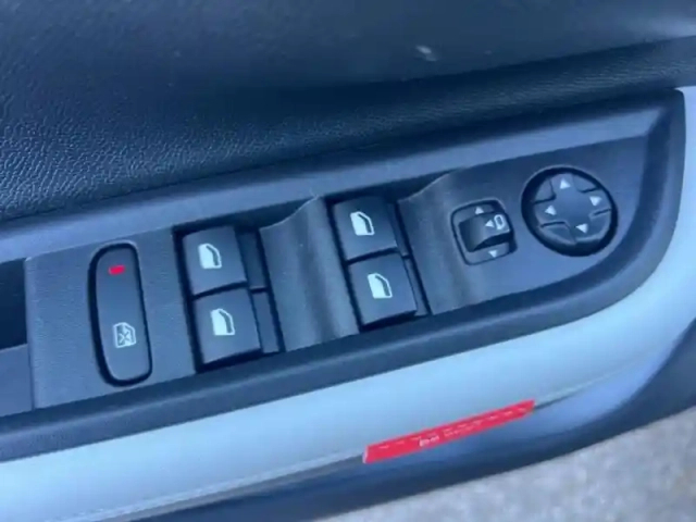 Citroën C3 1.2 turbo 100ch max — photo 12