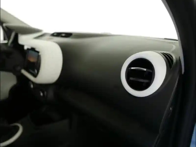 Renault Twingo 1.0 sce 65ch equilibre — photo 10