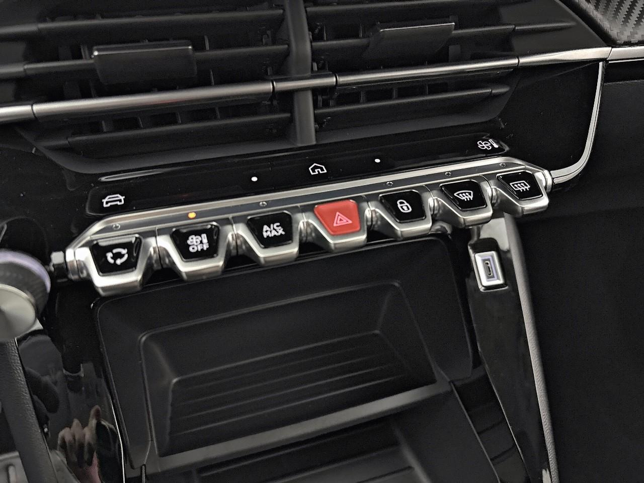 Peugeot 208 puretech 75 s&s bvm5 active — photo 32