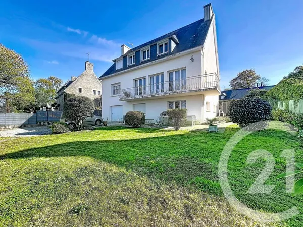 Maison 8 pièces 240 m²