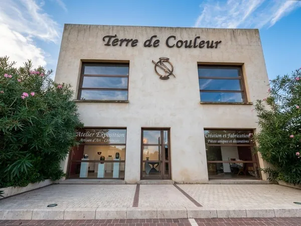 Local commercial 225 m²