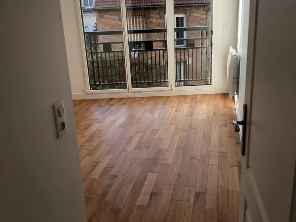 Loue appartement 2 pièces à Clamart (centre)