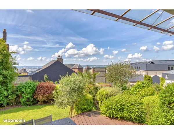 Maison 13 pièces 175 m²