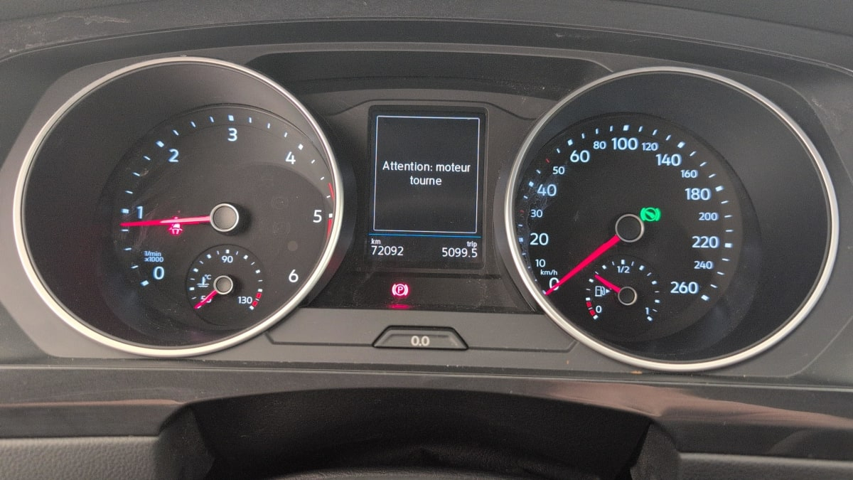Volkswagen Tiguan — photo 21