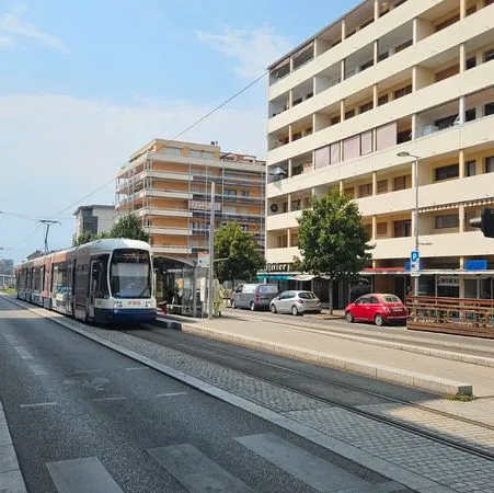 Studio meublé 28 m² - Gaillard / Moillesulaz - Parking - Cave - 6e étage