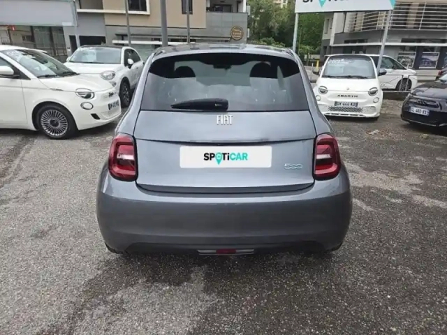 Fiat 500 e 118ch icône plus — photo 5