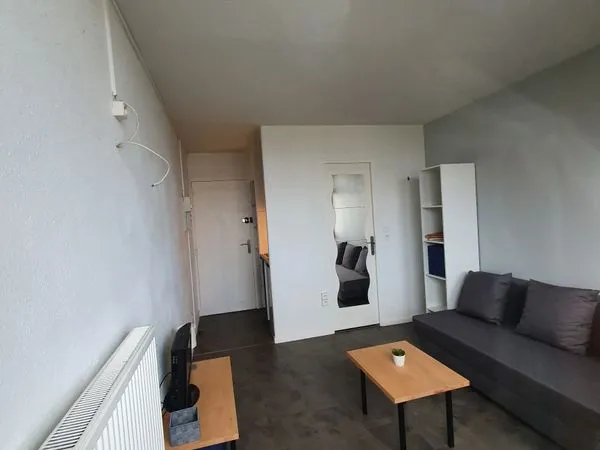 Studio + place de parking pour investisseur