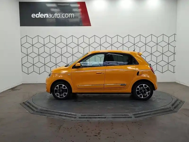 Renault Twingo iii sce 75 - 20 — photo 3