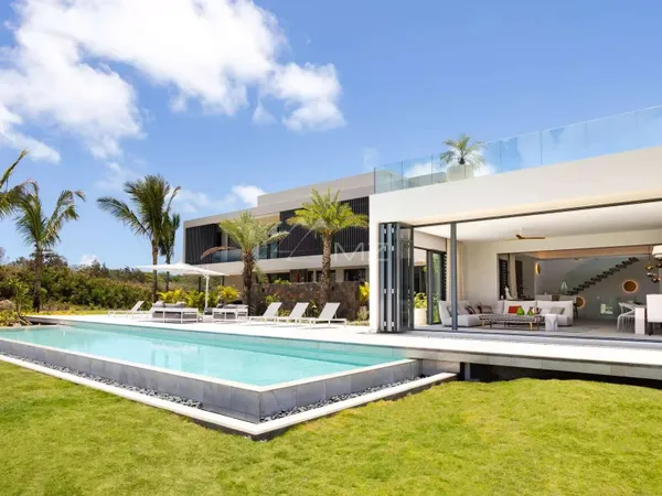 Maison 6 pièces 726 m²