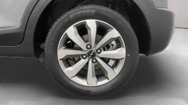 Kia Stonic 1.0 t-gdi 100 ch bvm6 — photo 12