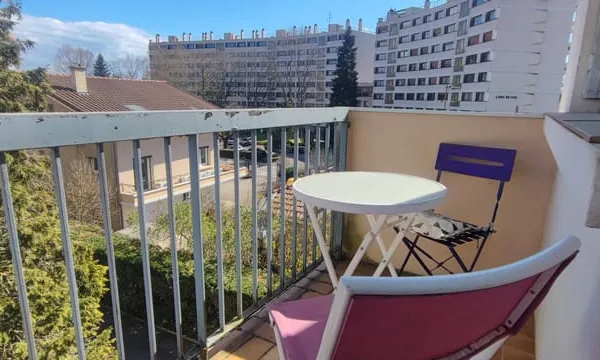 À VENDRE Appartement T3 de 70 m2 avec garage et cave à Bou