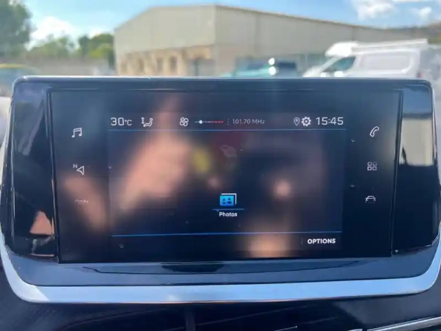 Peugeot 208 puretech 100 s&amp;s bvm6 — photo 17
