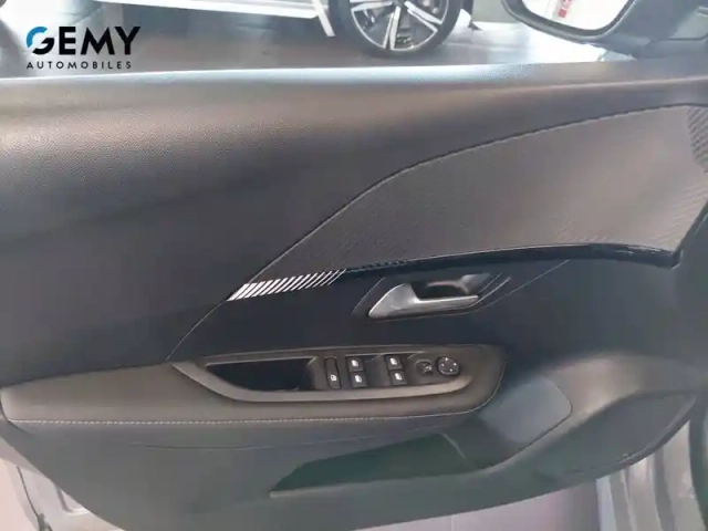 Peugeot 208 electrique 54 kwh 156ch — photo 12
