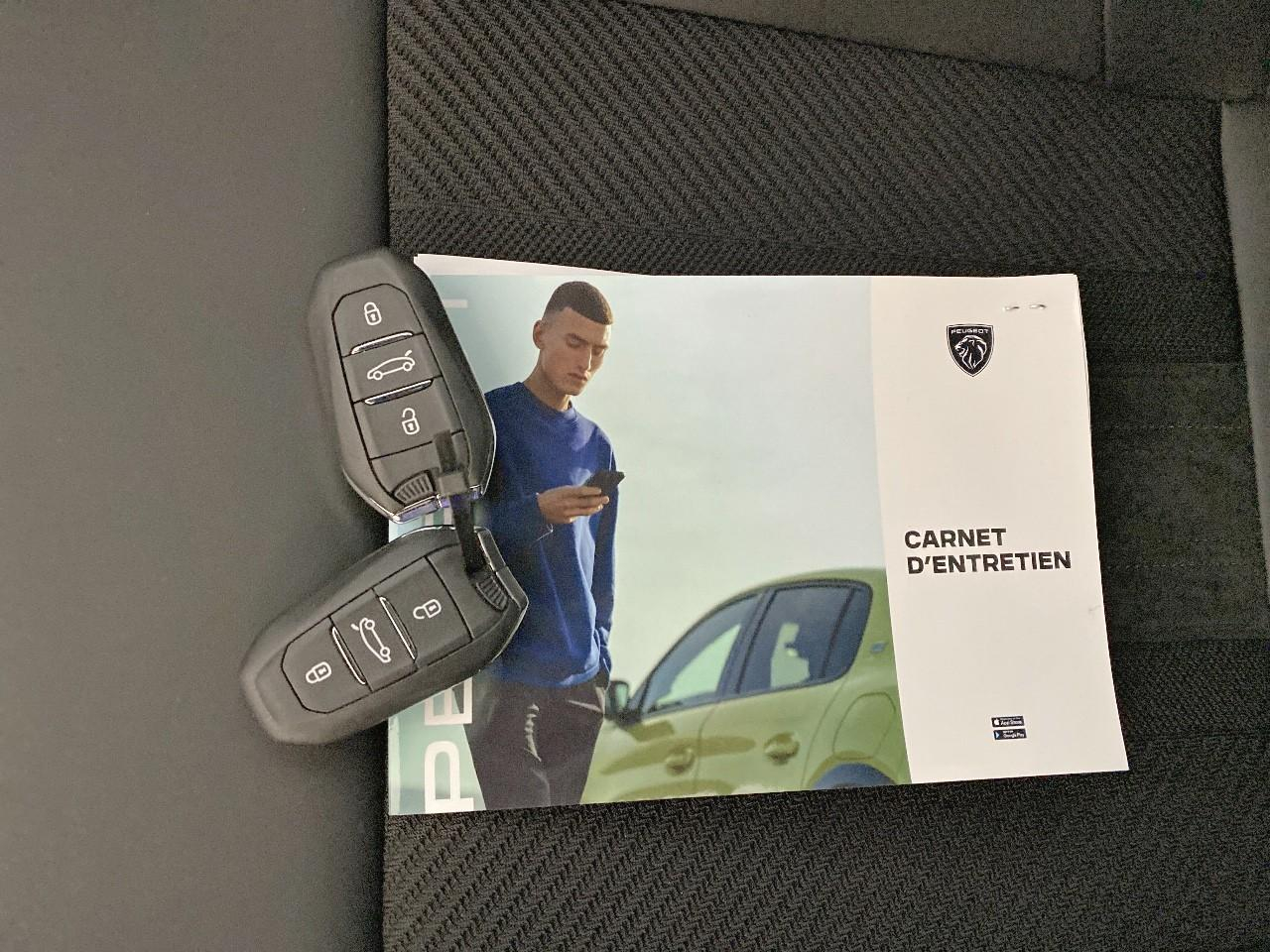 Peugeot 408 hybrid 145 e-dcs6 gt — photo 13