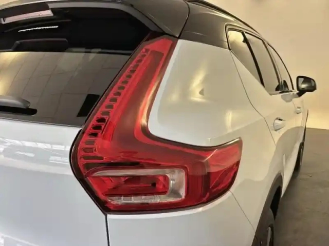 Volvo Ex40 single extended range 252ch ultra — photo 7