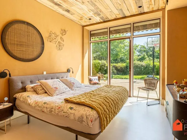 Vends maison - 230 m² - 6 pièces, 4 chambres - Brignais 69530