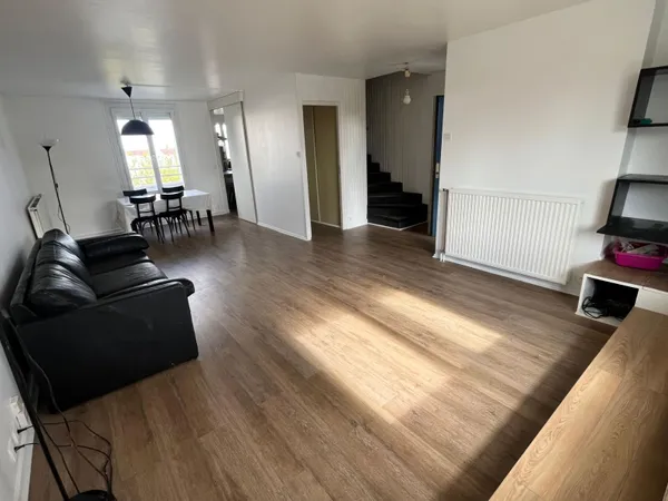 Appartement 4 pièces 90 m²