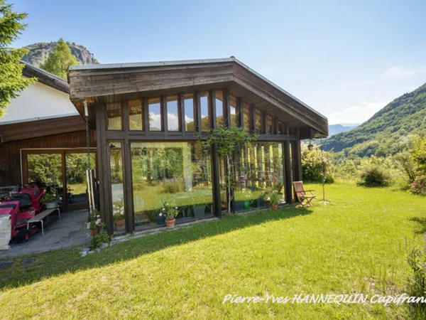 Maison d'architecte 15 pièces SALINS LES THERMES (73)