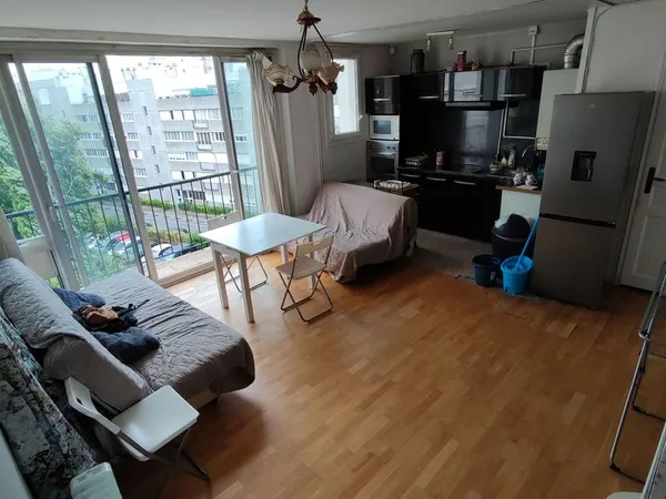 Coloc duplex / Balcon / Parking / APL / meublé / fibre tout compris proche Paris bail individuel