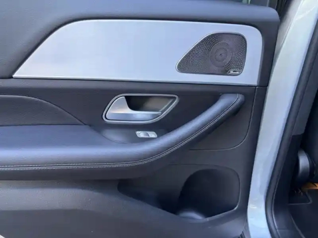 Mercedes Gle 350 de 4matic amg line — photo 37