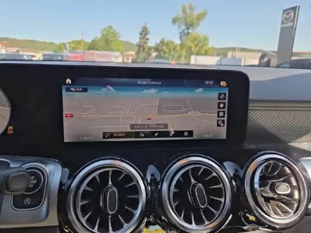 Mercedes Glb 200d 150ch amg line 8g dct — photo 4