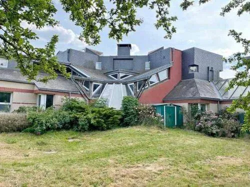 Maison 10 pièces 320 m²