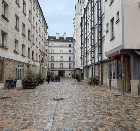 Bureaux 80 m²