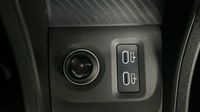 Mini Cooper 5 Portes C 156ch Favoured DKG7 — photo 30