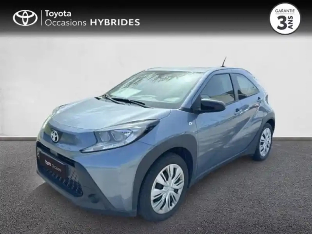 Toyota Aygo x 1.0 vvt-i 72ch dynamic s-cvt my24 — photo 1
