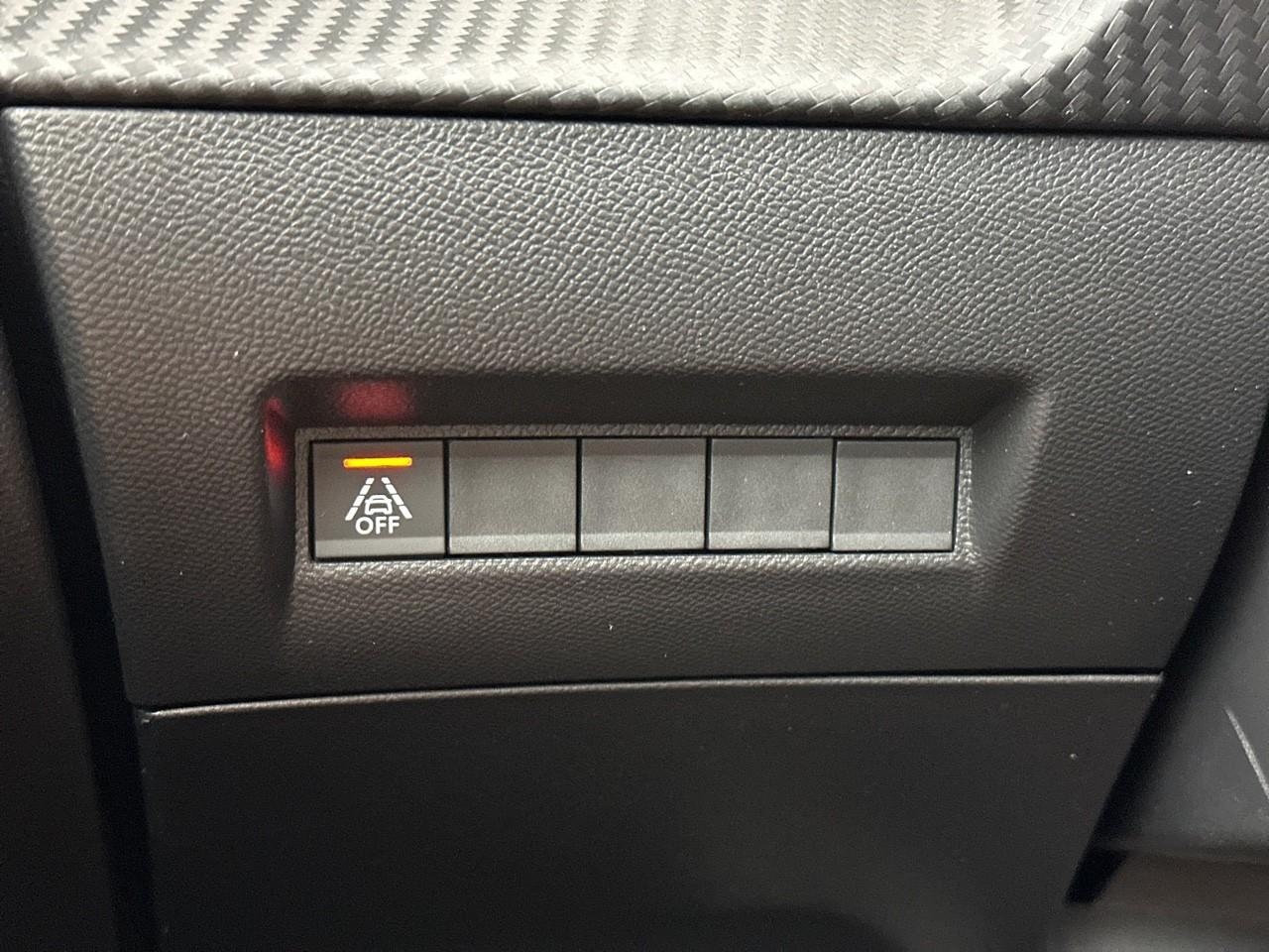 Peugeot 208 puretech 100 s&s bvm6 gt line — photo 17