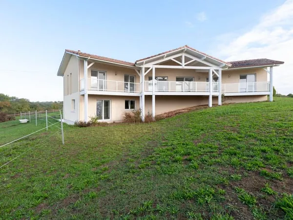 Maison 5 pièces 159 m²