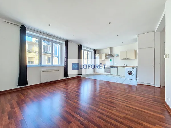 Immeuble 12 pièces 220 m²