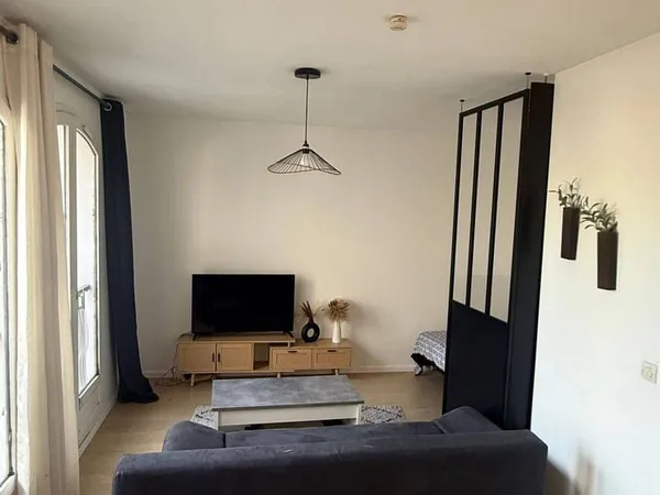 Studio 1 pièce 25 m²