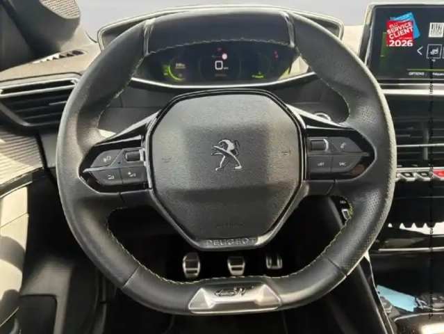 Peugeot 208 1.2 puretech 100ch s&amp;s gt — photo 12