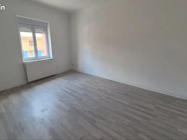 Appartement F3 1er étage Longwy