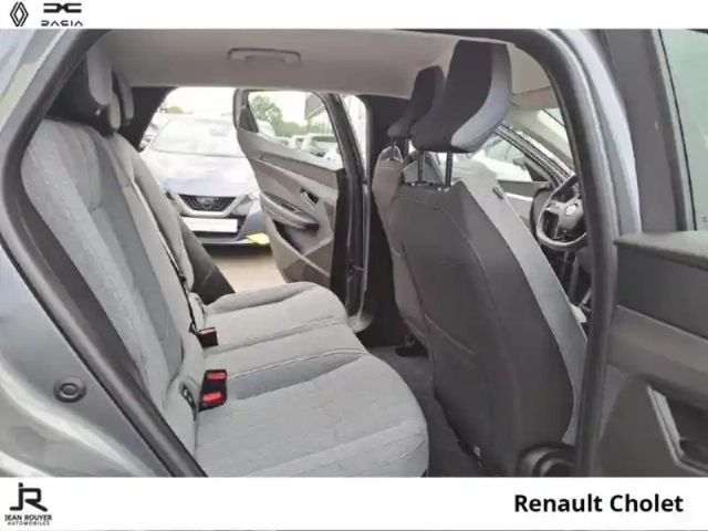 Renault Megane e-tech electric ev40 130ch equilibre standard charge -b — photo 14