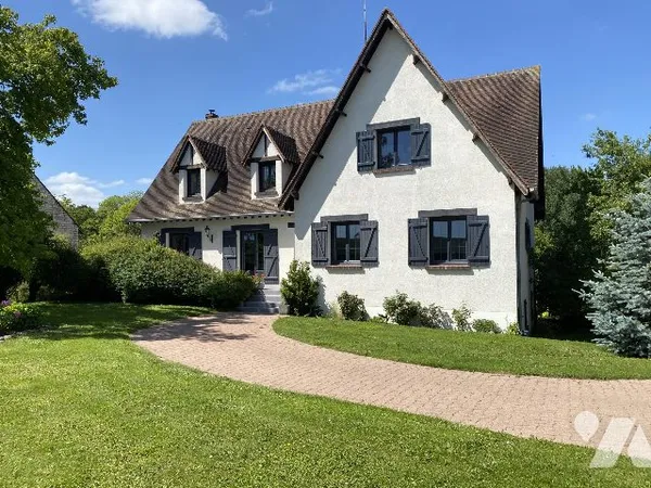 Maison 7 pièces 261 m²