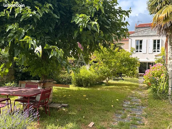 Maison 6 pièces 180 m²