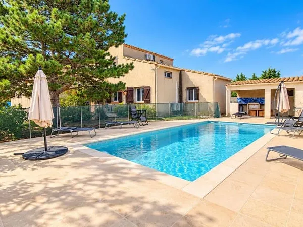 Maison 6 pièces 181 m²
