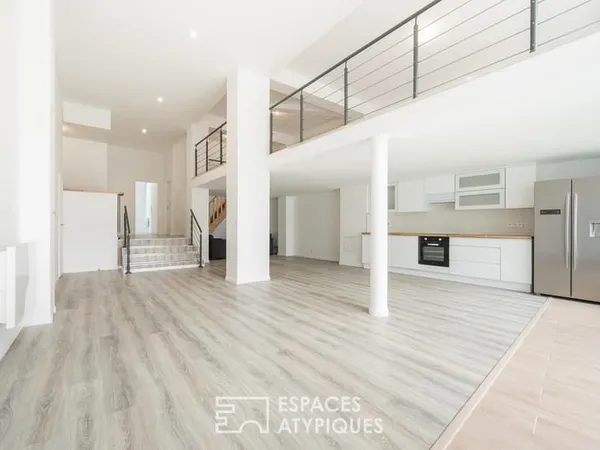 Appartement type Loft aux lignes contemporaines