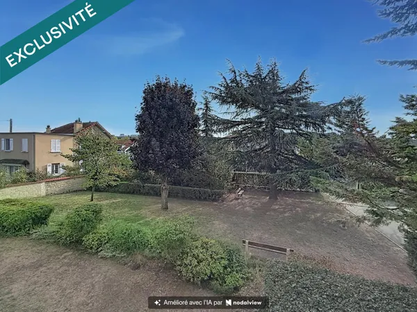 Appartement 2 chambres avec box, cave, balcon