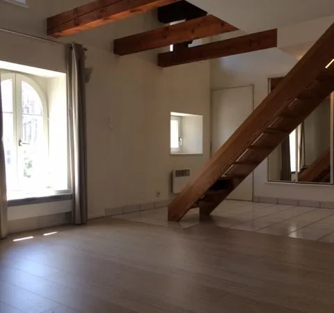 Beau Duplex vieille ville