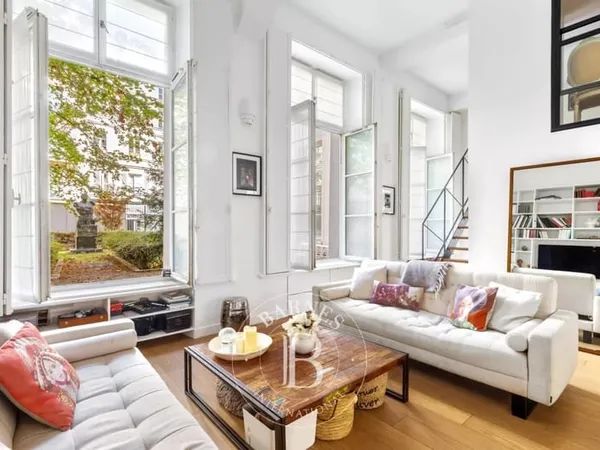 Vente appartement - Paris 3 - Sainte Avoye - Rénové- Vue jardin