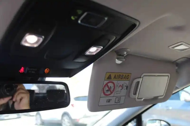Renault Captur tce 155 edc fap — photo 13