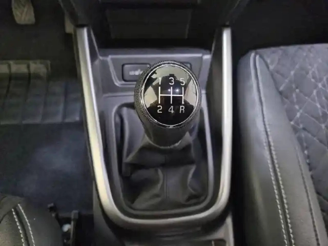 Suzuki Vitara 1.0 boosterjet — photo 40