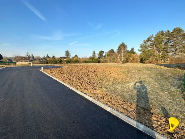 Terrain 329 m²